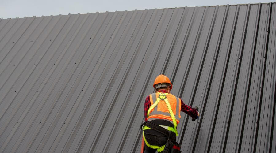 Expert new roof installation services in Vanderbilt, TX